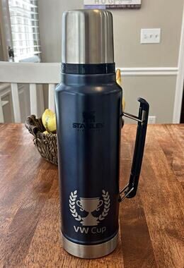 Stanley Classic Vacuum Bottle 1 qt Black Stainless Insulated Handle
